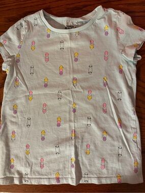 OshKosh B'gosh Light Blue Tee with Pink Yellow and Purple Flip-Flop Print